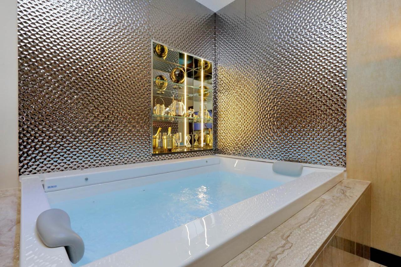 Spanish Hills Collection Luxury Suites & Jacuzzi Róma Kültér fotó